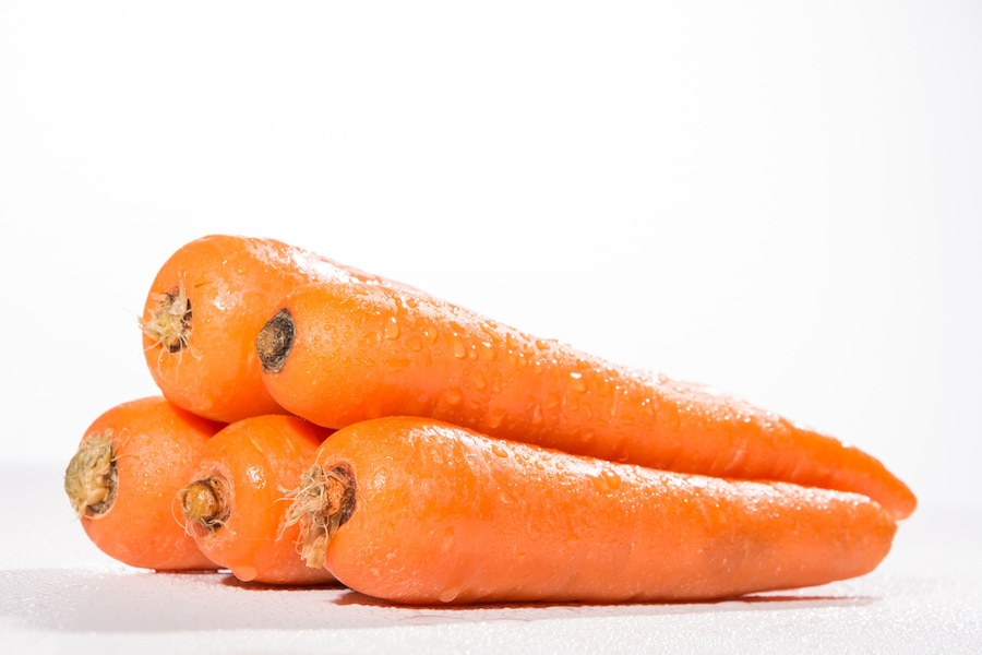 fresh-carrots-white-background_1127-244.png