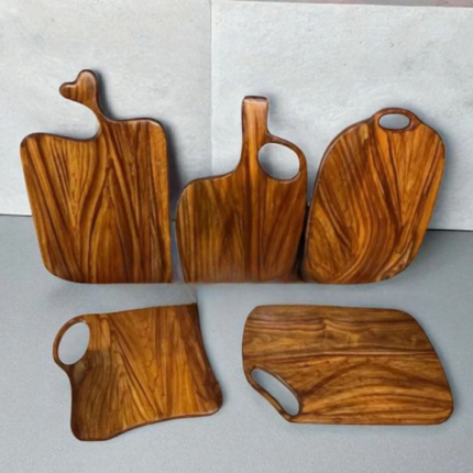 Wooden Cutting Board – Durable Chopping & Serving Board